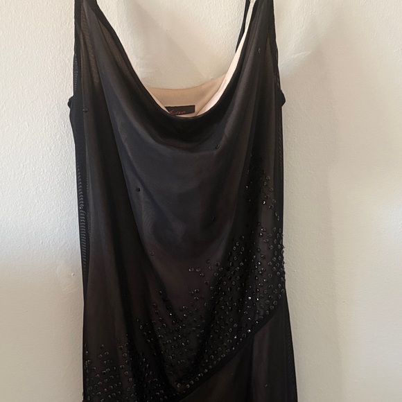 Elegant Black Slip Dress - Picture 3 of 7